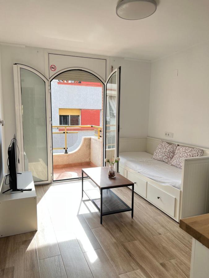Luna L'Hospitalet de Llobregat Extérieur photo