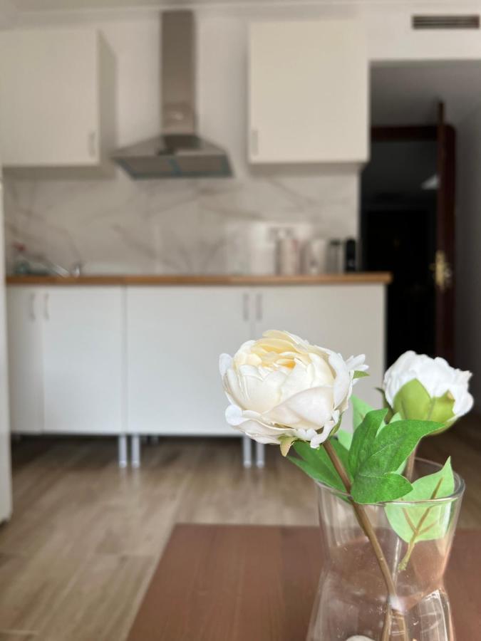 Luna L'Hospitalet de Llobregat Extérieur photo