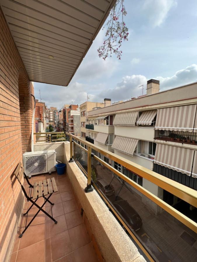 Luna L'Hospitalet de Llobregat Extérieur photo